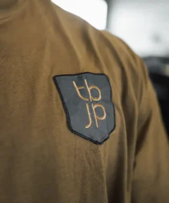 Alternative view of T-shirt - The Shield Tshirt in Olive
